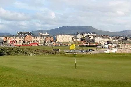 Lägenhet 37 Atlantic Point, Ground Floor, Sea View Sleeps 6 Bundoran