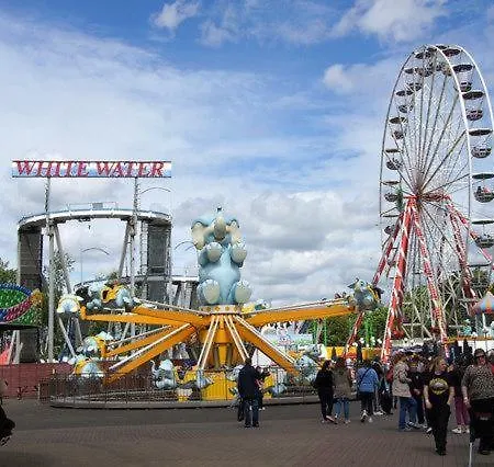 37 Atlantic Point, Ground Floor, Sea View Sleeps 6