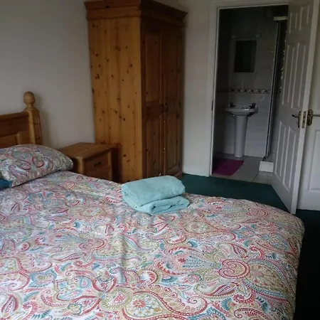 37 Atlantic Point, Ground Floor, Sea View Sleeps 6 Bundoran