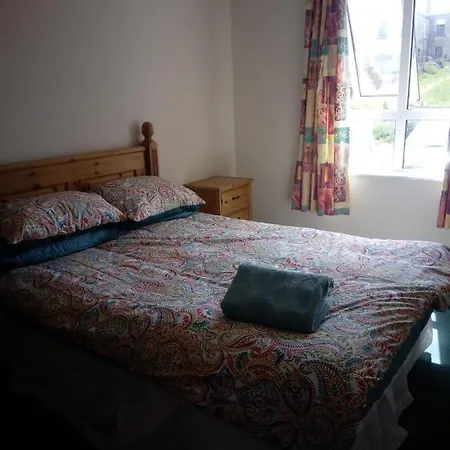 37 Atlantic Point, Ground Floor, Sea View Sleeps 6 Lägenhet Bundoran