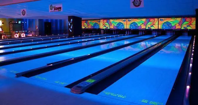 37 Atlantic Point, Ground Floor, Sea View Sleeps 6 *