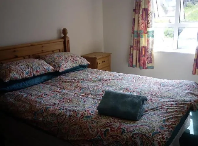 37 Atlantic Point, Ground Floor, Sea View Sleeps 6 아파트 번드런